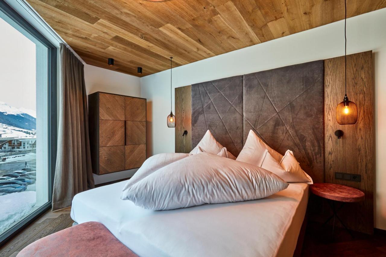 Hotel Alpina Ischgl Exteriör bild